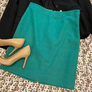 JCrew Green Wool "The Pencil Skirt" Size 6